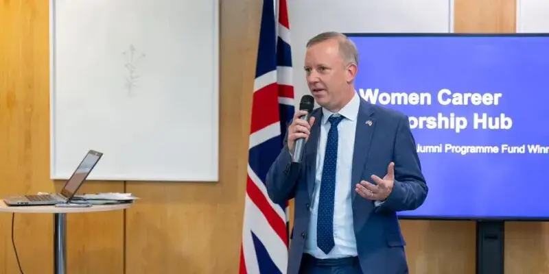 Посол Великобритании: никто не просит Грузию открывать «второй фронт» — это дезинформация