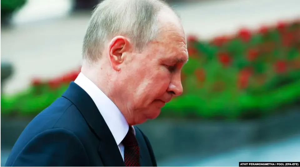 ВЦИОМ: рейтинг Путина падает семь недель подряд