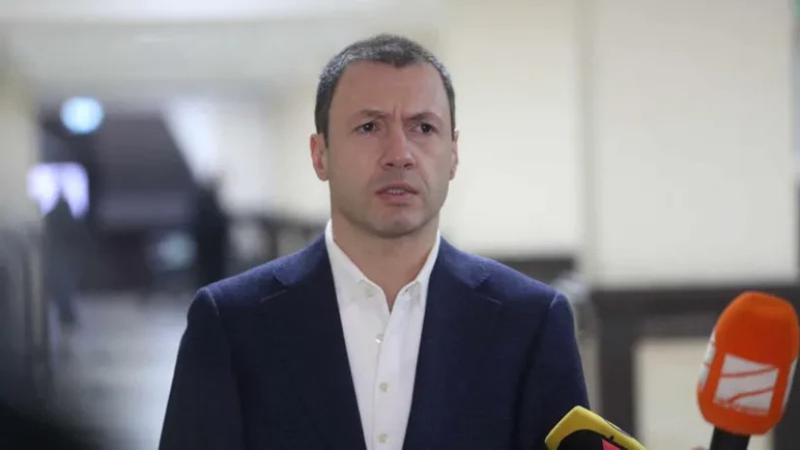 ჟღენტი: ბაჩიაშვილი ემირატებშია, ივანიშვილი ალბათ, იმედოვნებს, რომ ამ გაცვლით მოხდება მისი საქართველოში ექსტრადირება