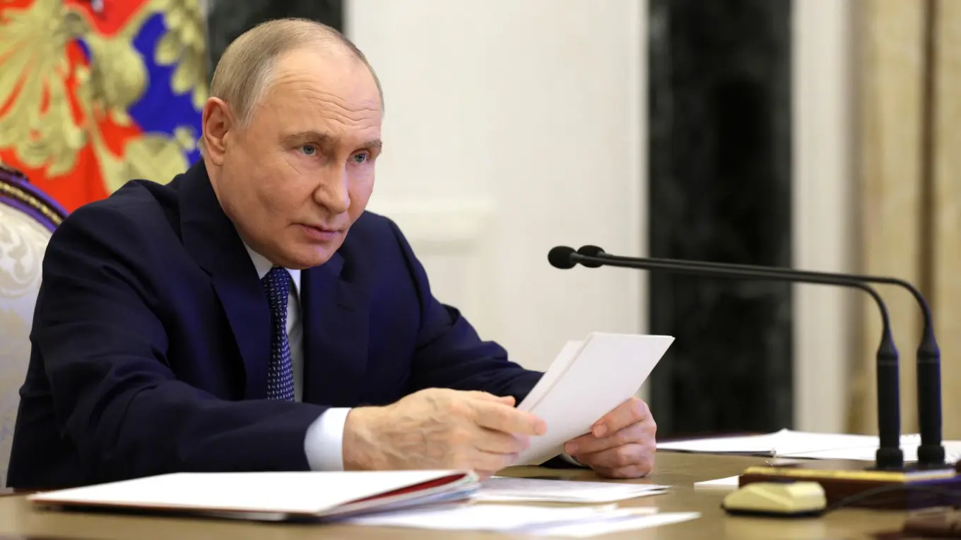Путин потребовал от Украины признать «референдумы» на оккупированных территориях и отказаться от вступления в «любые иностранные союзы»
