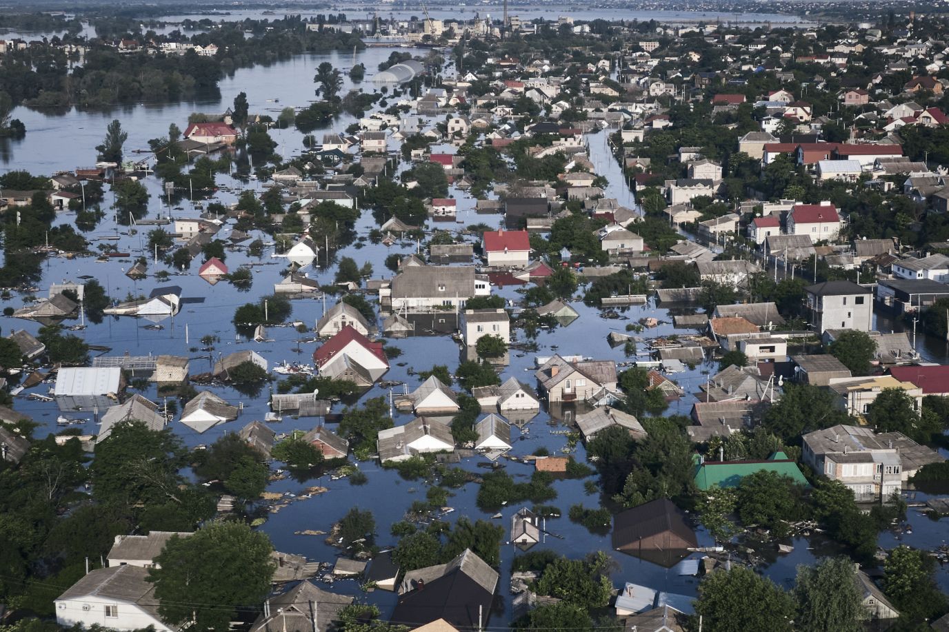 600 square kilometers of Kherson region is flooded, regional commander says