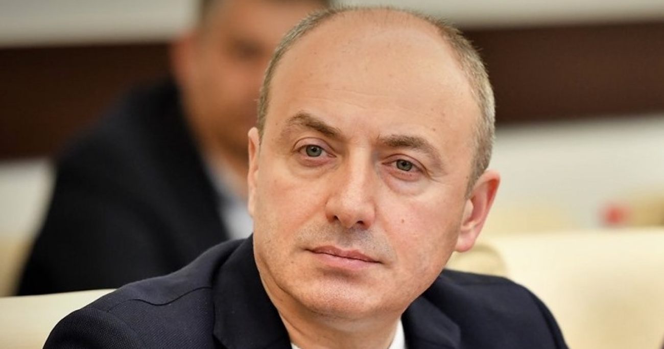 მაჭარაშვილის თქმით, "ხალხის ძალამ" გადაწყვიტა, დატოვოს საპარლამენტო უმრავლესობა და ამით "სათავე დაუდონ საქართველოში ჯანსაღი ოპოზიციის არსებობას"