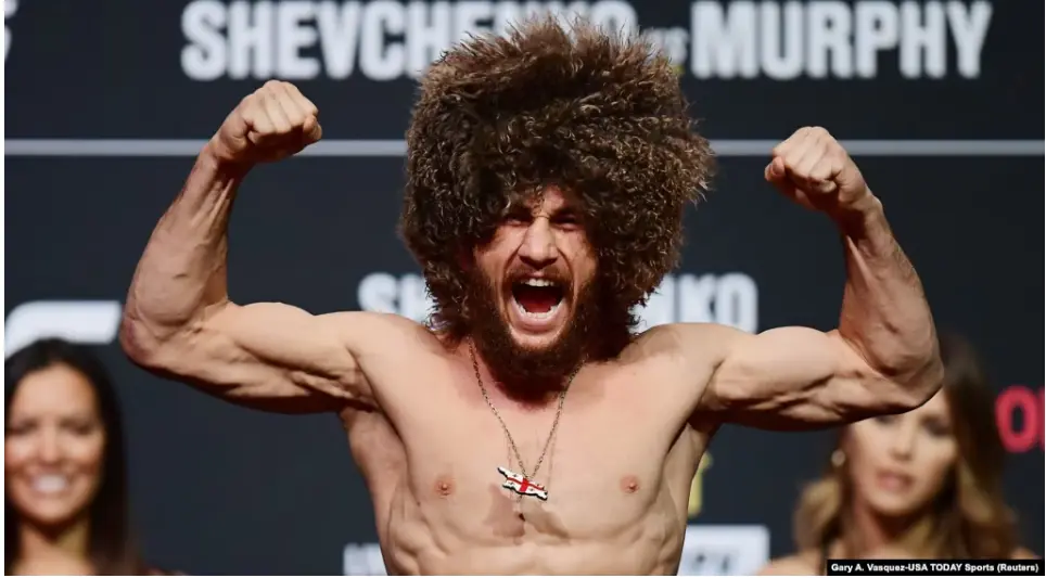 Мераб Двалишвили назван лучшим бойцом 2025 года по версии MMAJunkie и ESPN