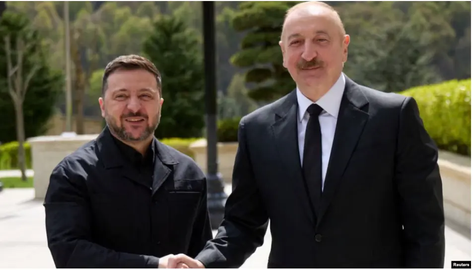 Зеленский предложил переговоры с США и Россией в Азербайджане