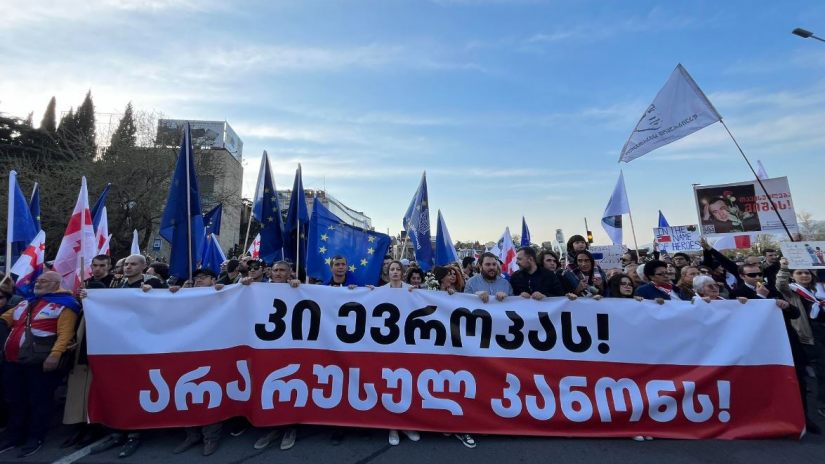 В Тбилиси прошел «Марш Свободы» против закона «об иноагентах»