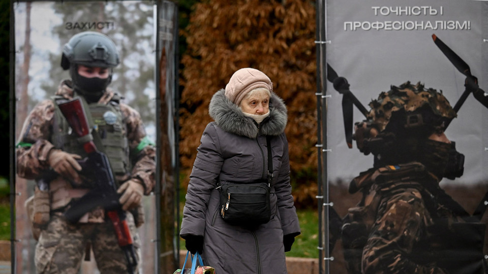 Две трети украинцев поддержали разработку ядерного оружия