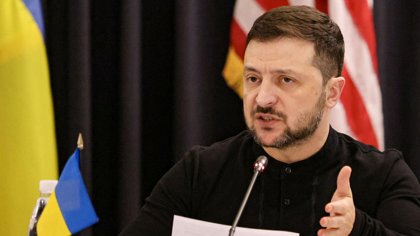 Зеленский попросил западных союзников ввести войска на территорию Украины