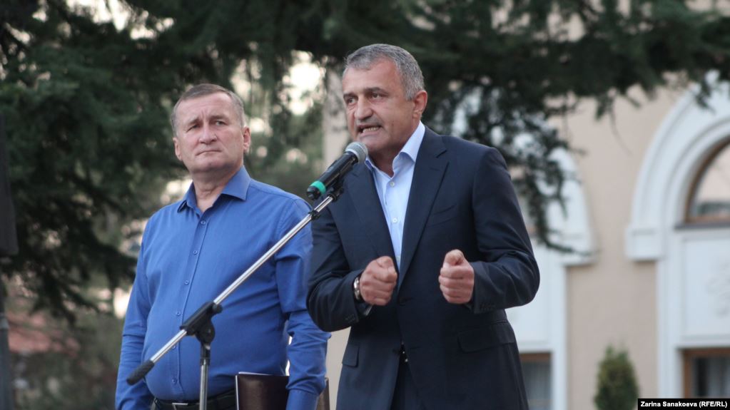 ოსური “პარლამენტის” სპიკერი კლინიკაში ჟანგბადზეა მიერთებული