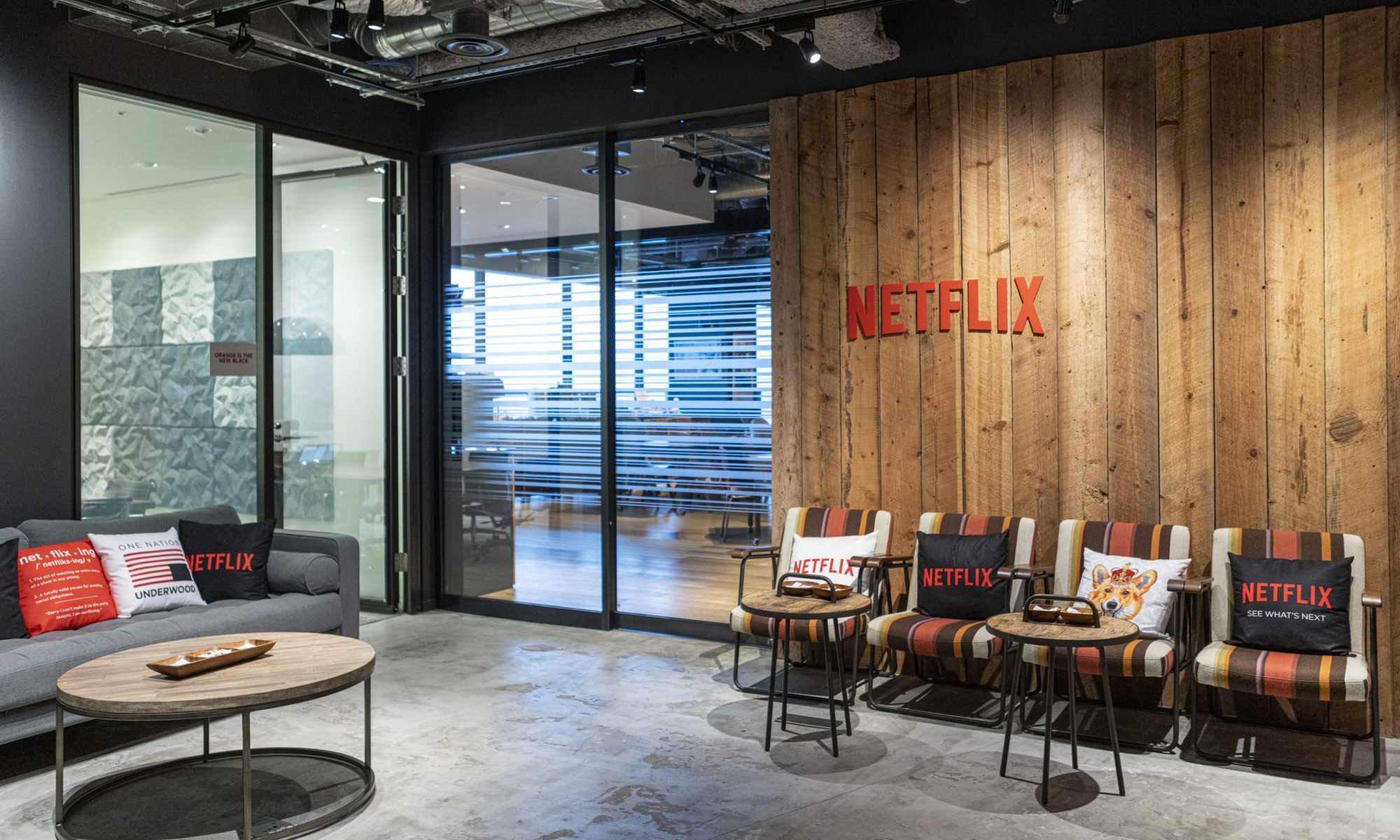 В офисах Netflix в Париже и Амстердаме прошли обыски