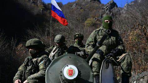 Россия начала выводить военных из Нагорного Карабаха
