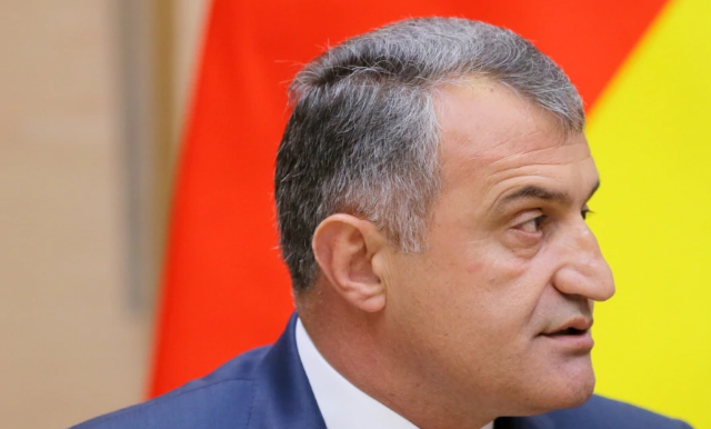 Анатолий Бибилов подписал бюджет, принятый в отсутствие кворума