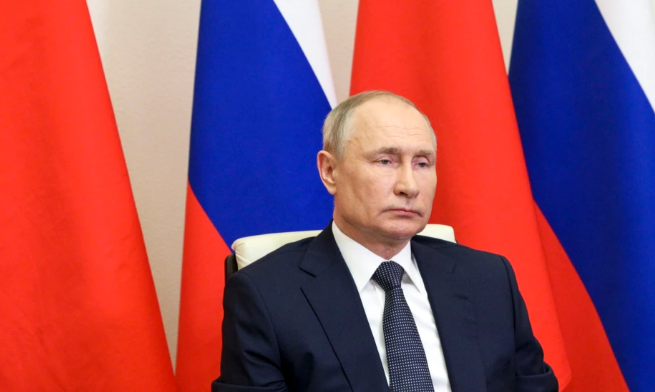 Путин: Россия «зубы выбьет всем, кто попробует у нее что-то откусить»
