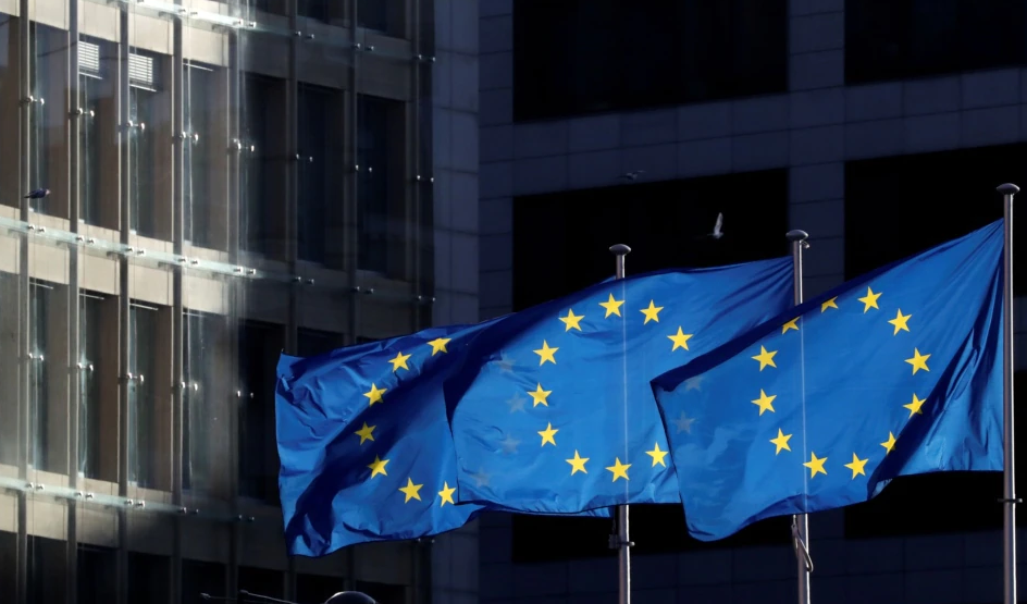 Евросоюз намерен еще на год запретить инвестирование в Крым