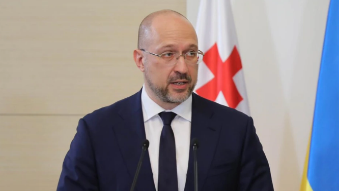 Премьер Украины: Саакашвили не влияет на украинскую политику