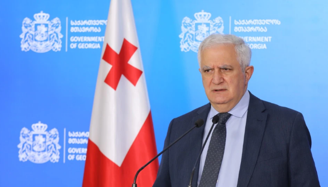 Гамкрелидзе считает, что в Грузии придется ввести обязательную вакцинацию