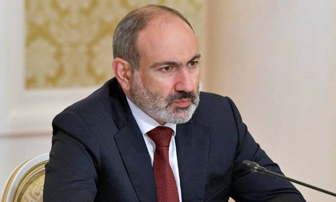 ფაშინიანმა სომხეთის თავდაცვის მინისტრი გადააყენა