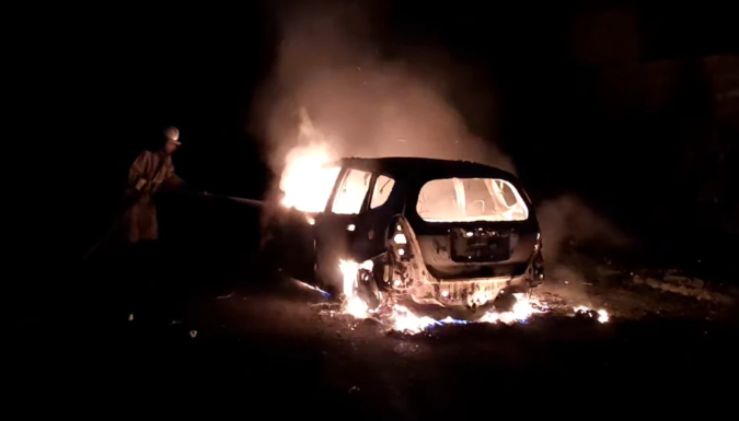 Возгорание автомобиля в Сухуми может быть связано с покушением на вора в законе