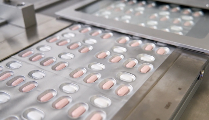 Грузия скоро получит таблетки Pfizer и Merck от коронавируса