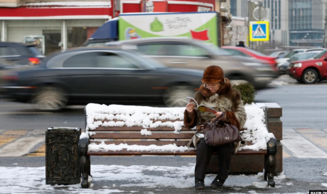 Hearst отзывает лицензии у российских редакций Esquire и Elle