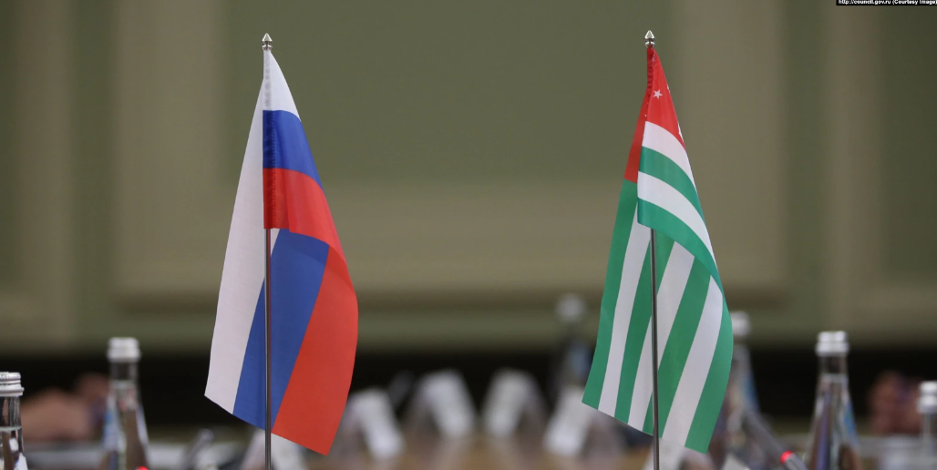Что даст Абхазии продолжение токсичного партнерства с Россией