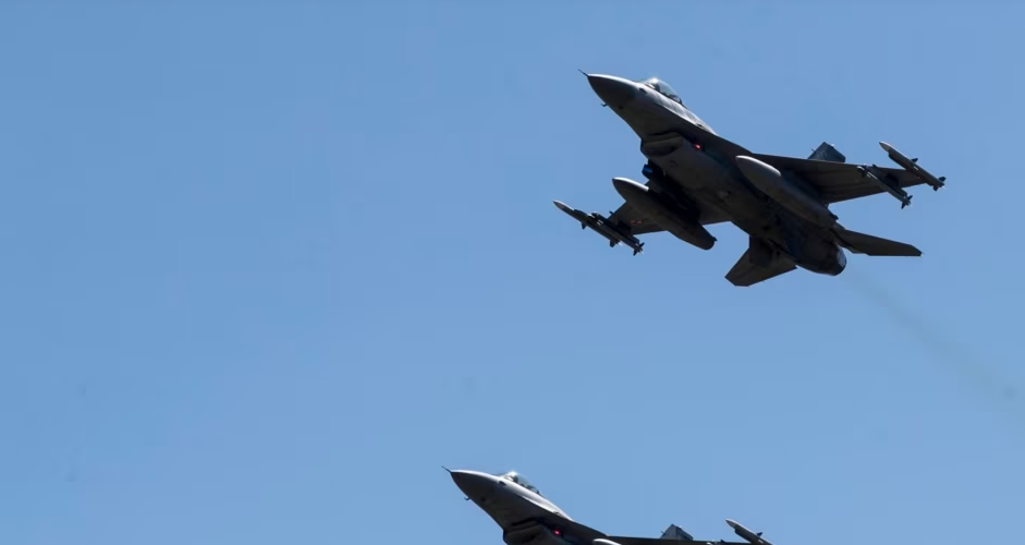 Моравецкий: Польша готова к обучению украинских пилотов на F-16