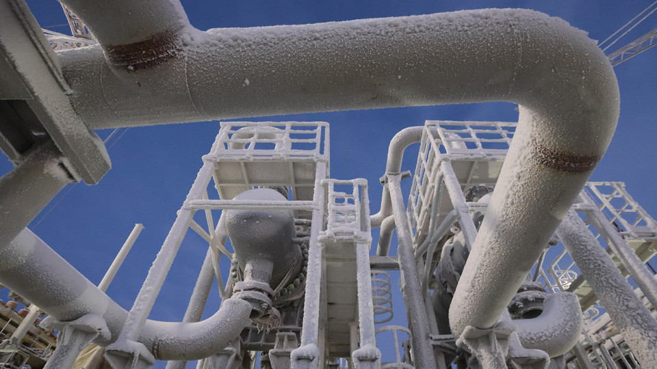 Кремль и «Новатэк» ищут покупателей на газ с «Арктик СПГ 2» со скидкой в 40%