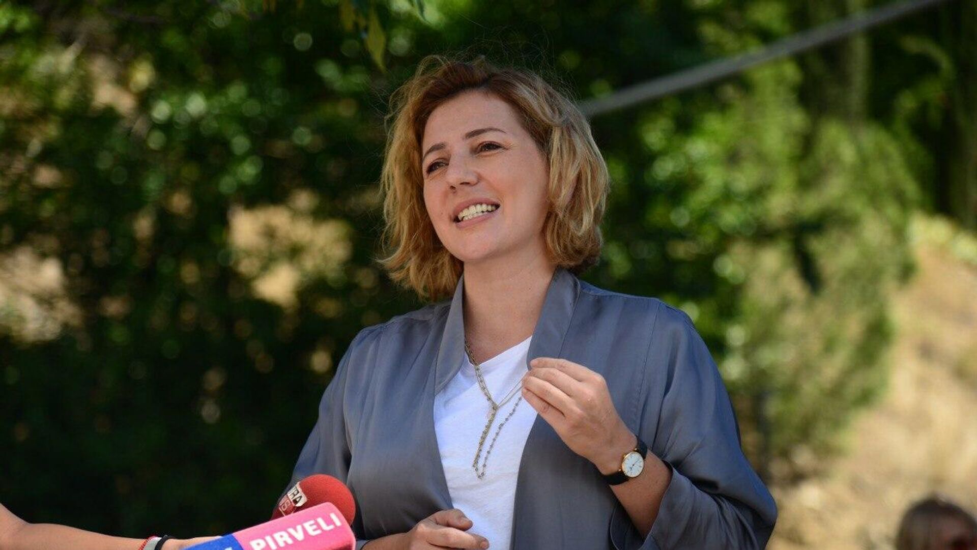 ანა დოლიძე: ვაჟა სირაძე არის ბოქაული, ემსახურება რუსებს!