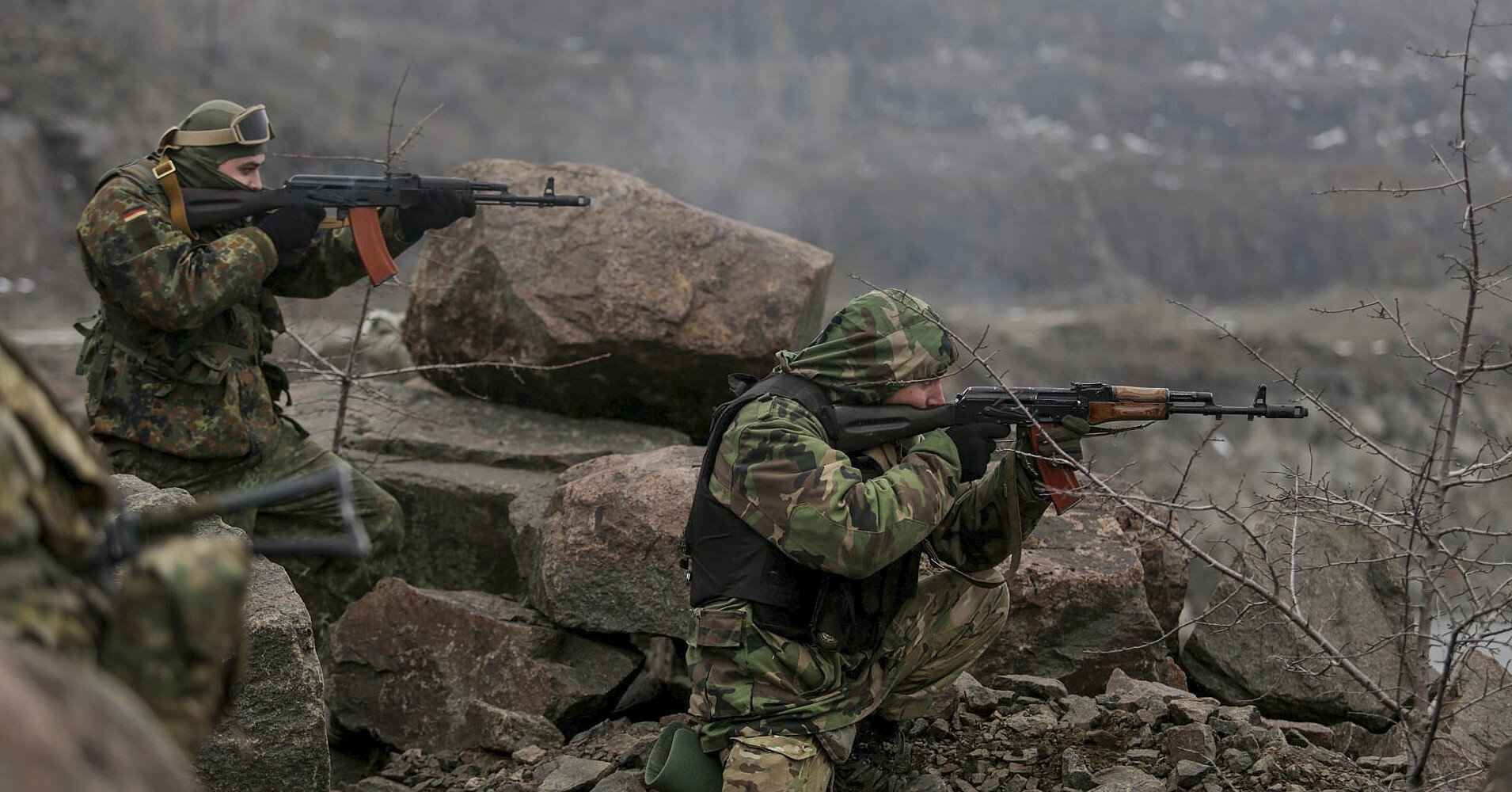 «Важные истории»: რუსი მეთაურები ავდეევკაში შეტევაზე დაჭრილებს უშვებენ, ყველგან ცხედრებია
