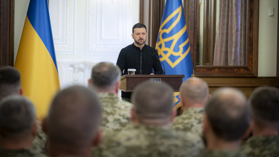 Зеленский поручил готовить еще один план для победы Украины в войне