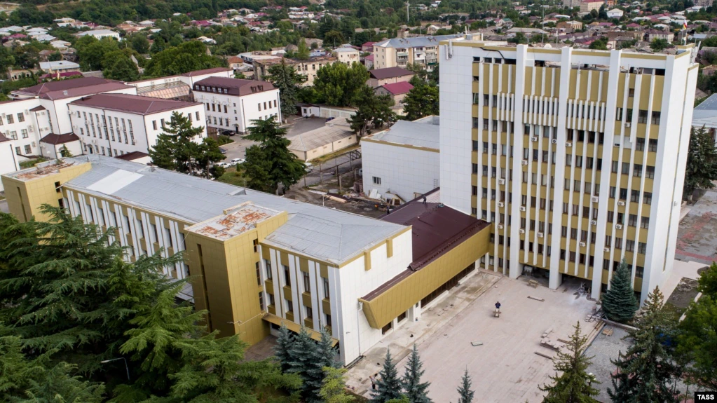 Югоосетинский Кабмин утвердил две отставки