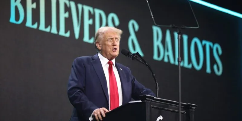 Daily Mail: Дональд Трамп может встретиться с Саломе Зурабишвили в Париже
