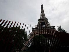 Эйфелева башня закрылась из-за забастовки к 100-летию смерти ее создателя