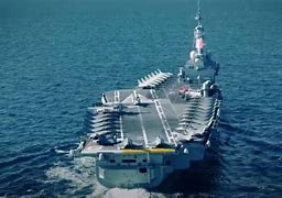 Франция отправляет второй вертолетоносец к побережью Газы