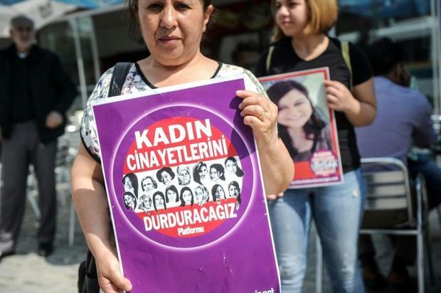 Убийства женщин в Турции вызвали волну протестов и реакцию Эрдогана