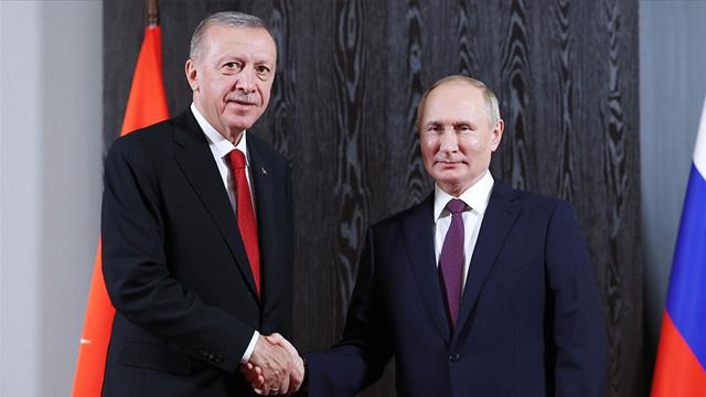 Erdogan and Putin discuss grain corridor, gas deal and Syria