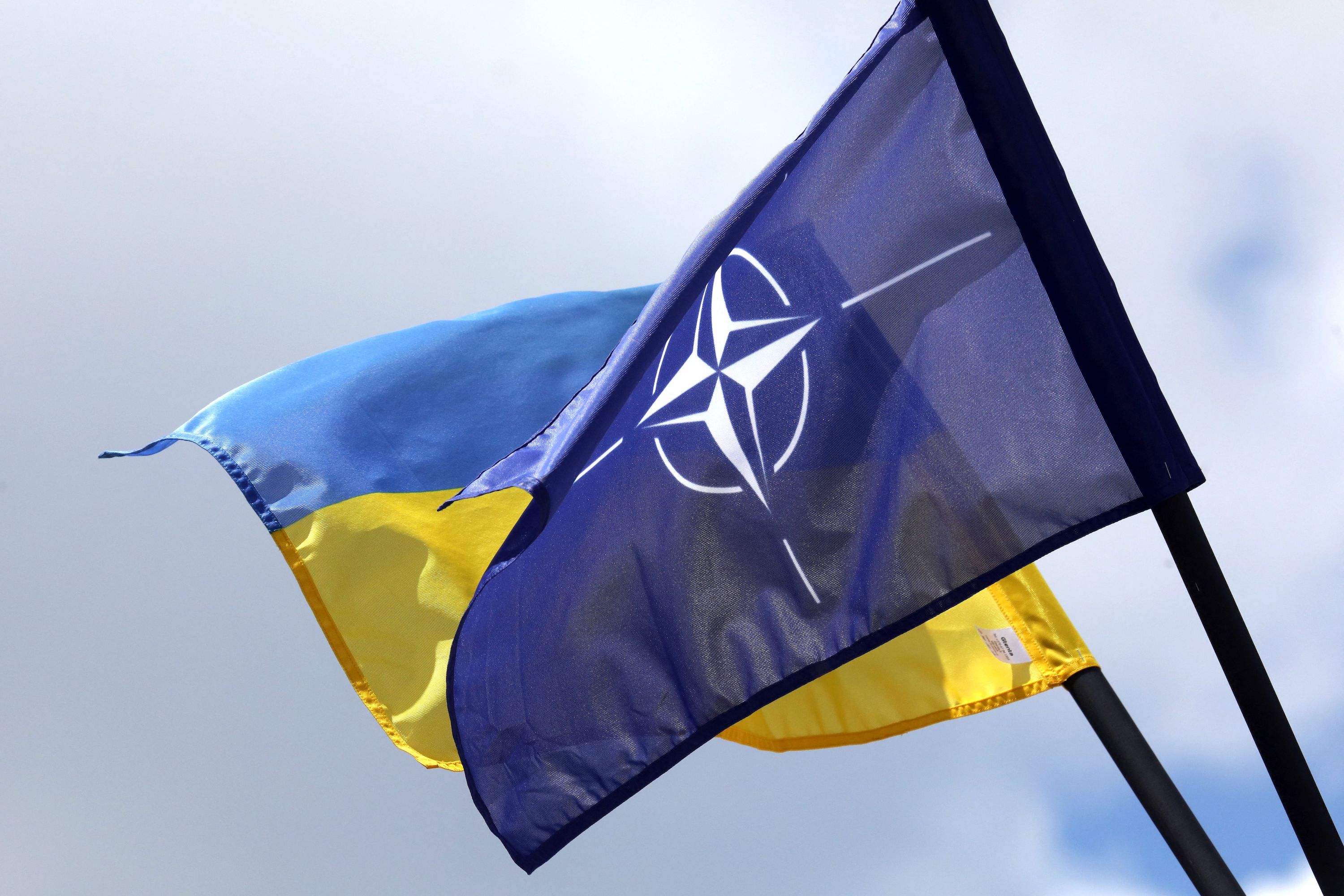 Союз НАТО взял на себя координацию западной военной помощи Украине