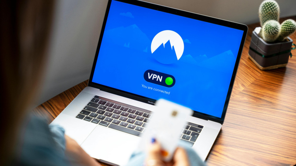 Apple удалила почти 100 VPN-сервисов из своего магазина приложений