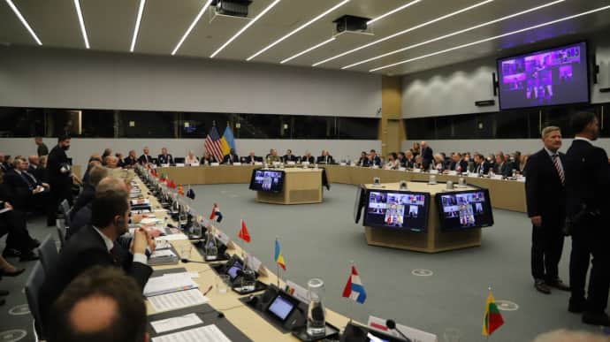 უკრაინის მხარდაჭერა იზრდება" – "რამშტეინს" ახალი წევრი ჰყავს