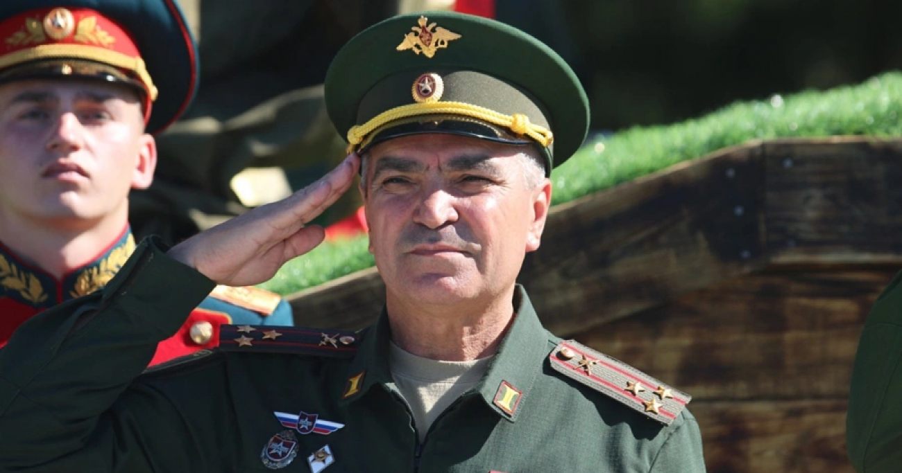 Третьего за неделю высокопоставленного чиновника Минобороны арестовали за взятки