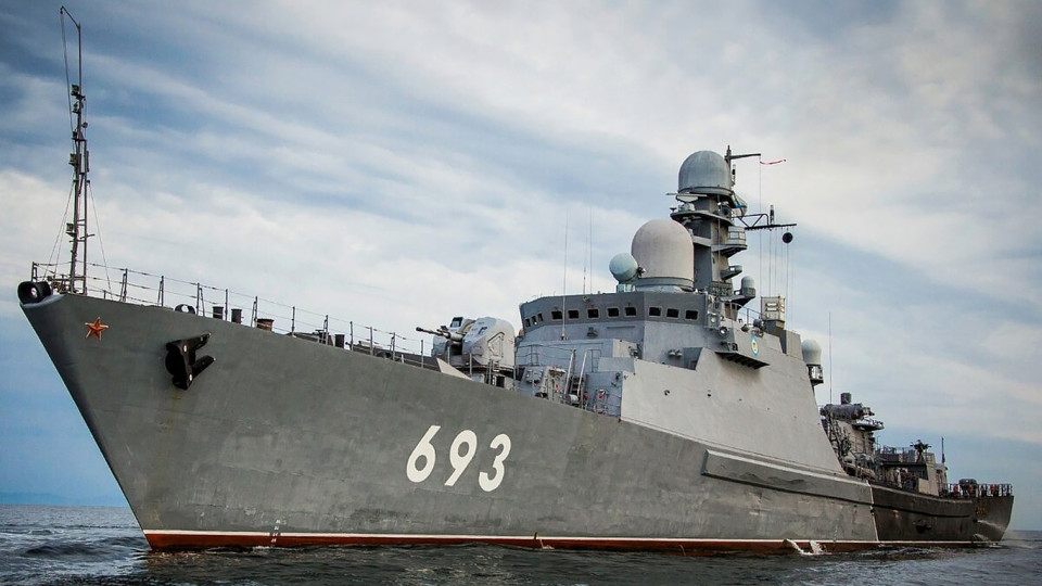 Украина могла поразить два ракетных корабля при атаке на порт в Каспийском море