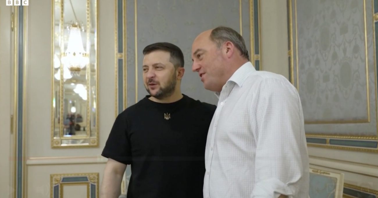 დიდი ბრიტანეთის თავდაცვის მინისტრი კიევში ჩავიდა