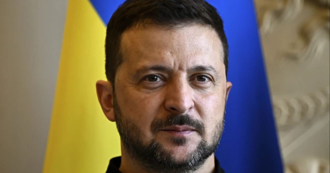 ვოლოდიმირ ზელენსკი: სუმის ოლქის სოფელ რიჟივკაში რუსეთის დროშა განადგურებულია!