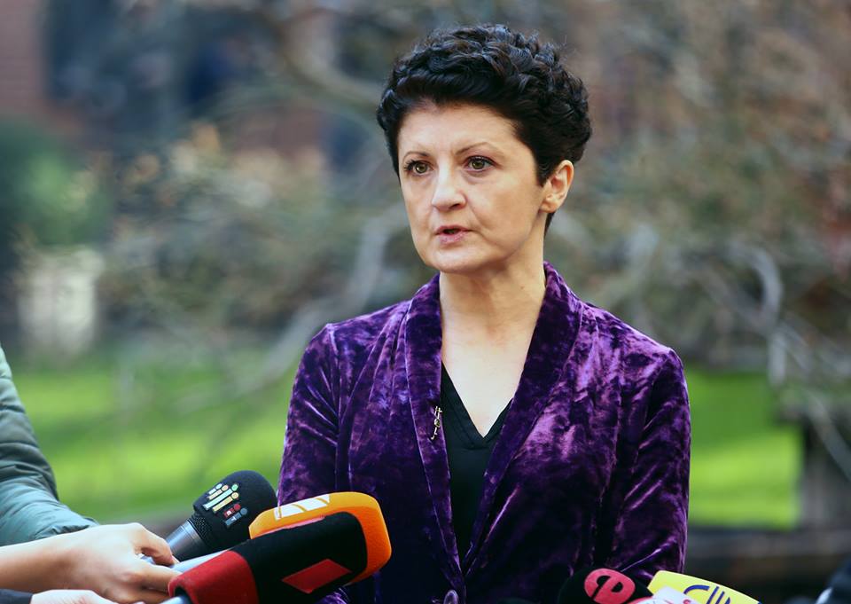 წულუკიანი – გვარამიაზე: "მზეთუნახავი ჰყავს სახლში, რომ უთვალთვალებენ, თუ რატომ არის გაღიზიანებული?!"